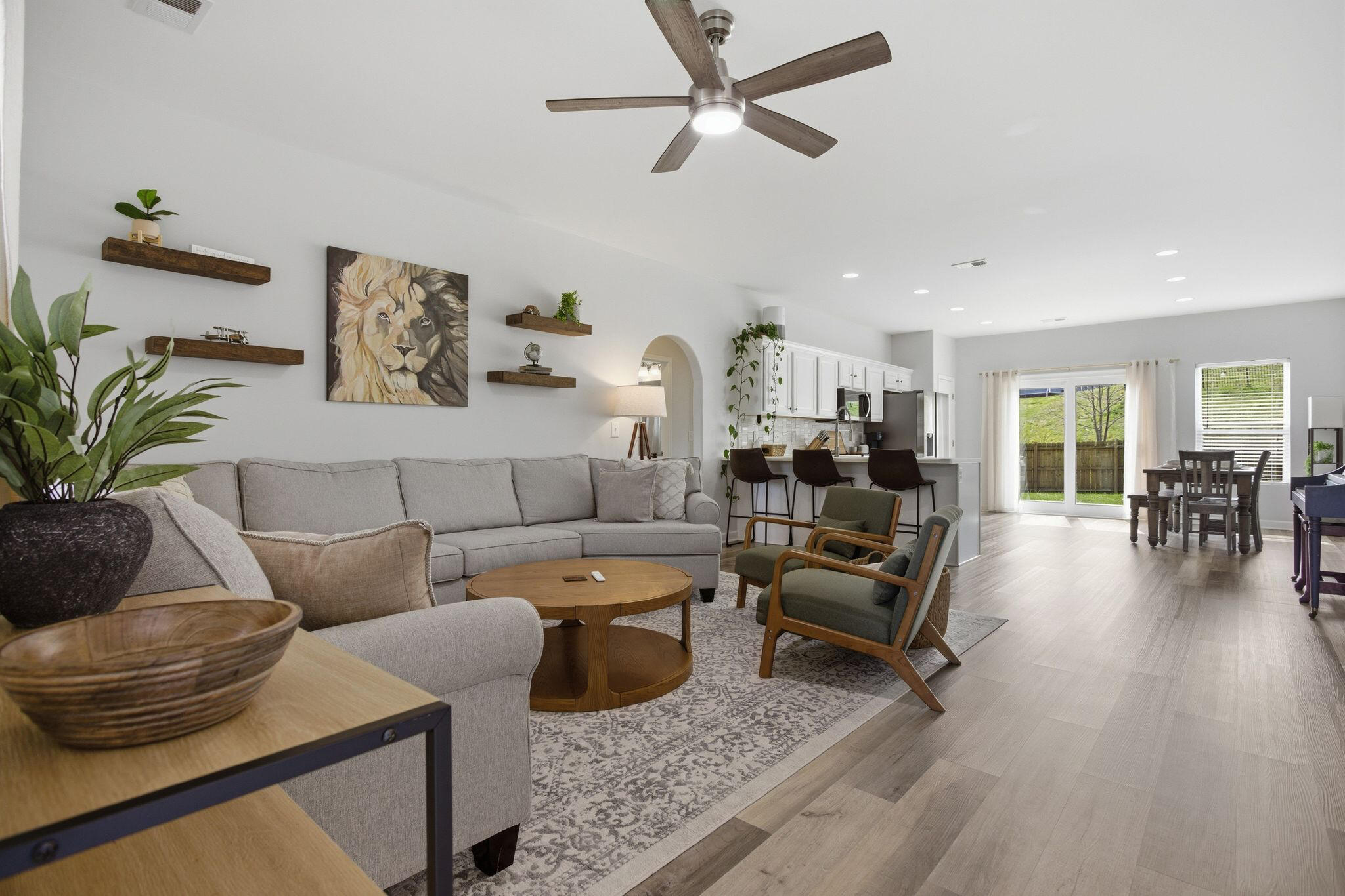 2294 Honey Farm Way, photo 2