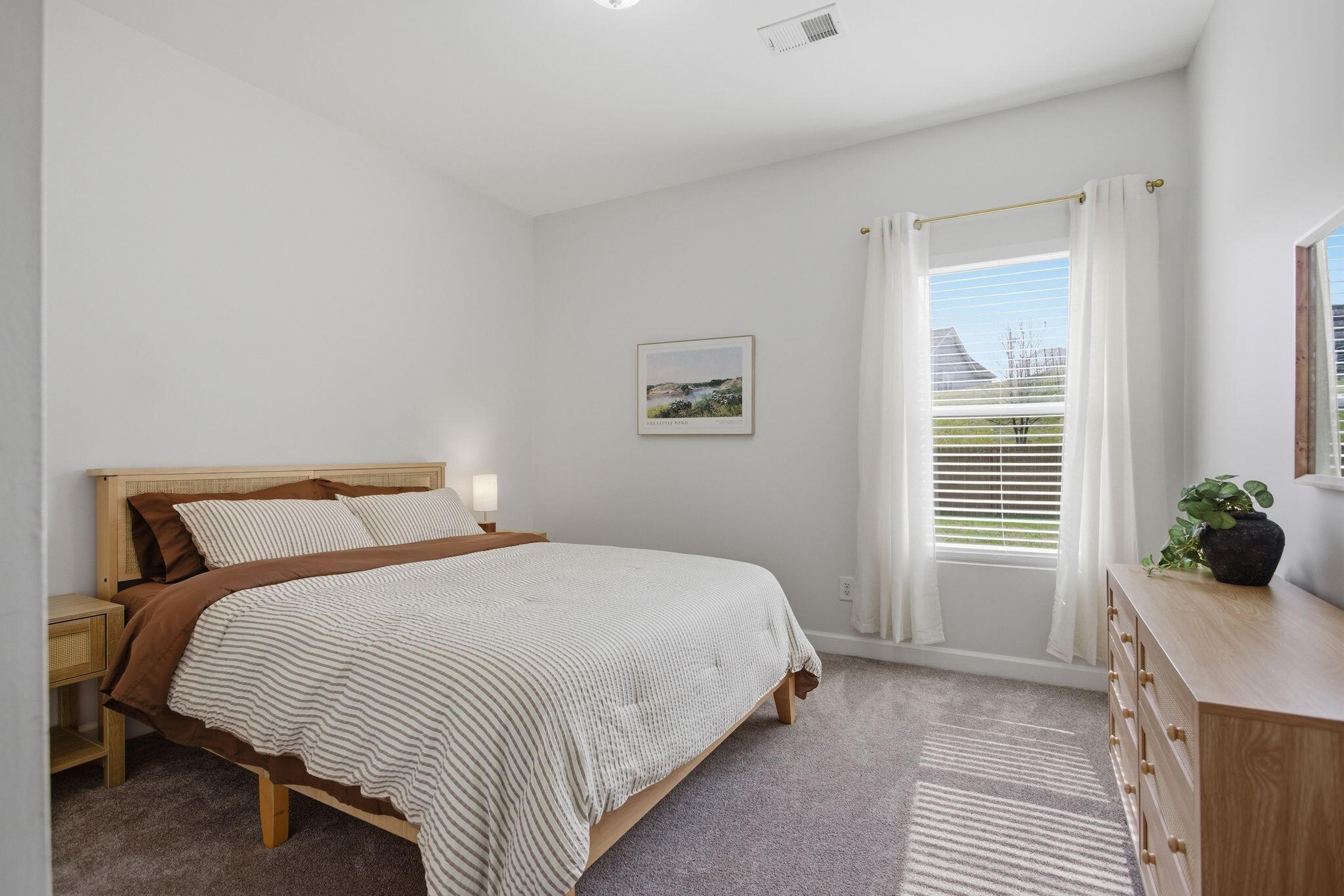 2294 Honey Farm Way, photo 5