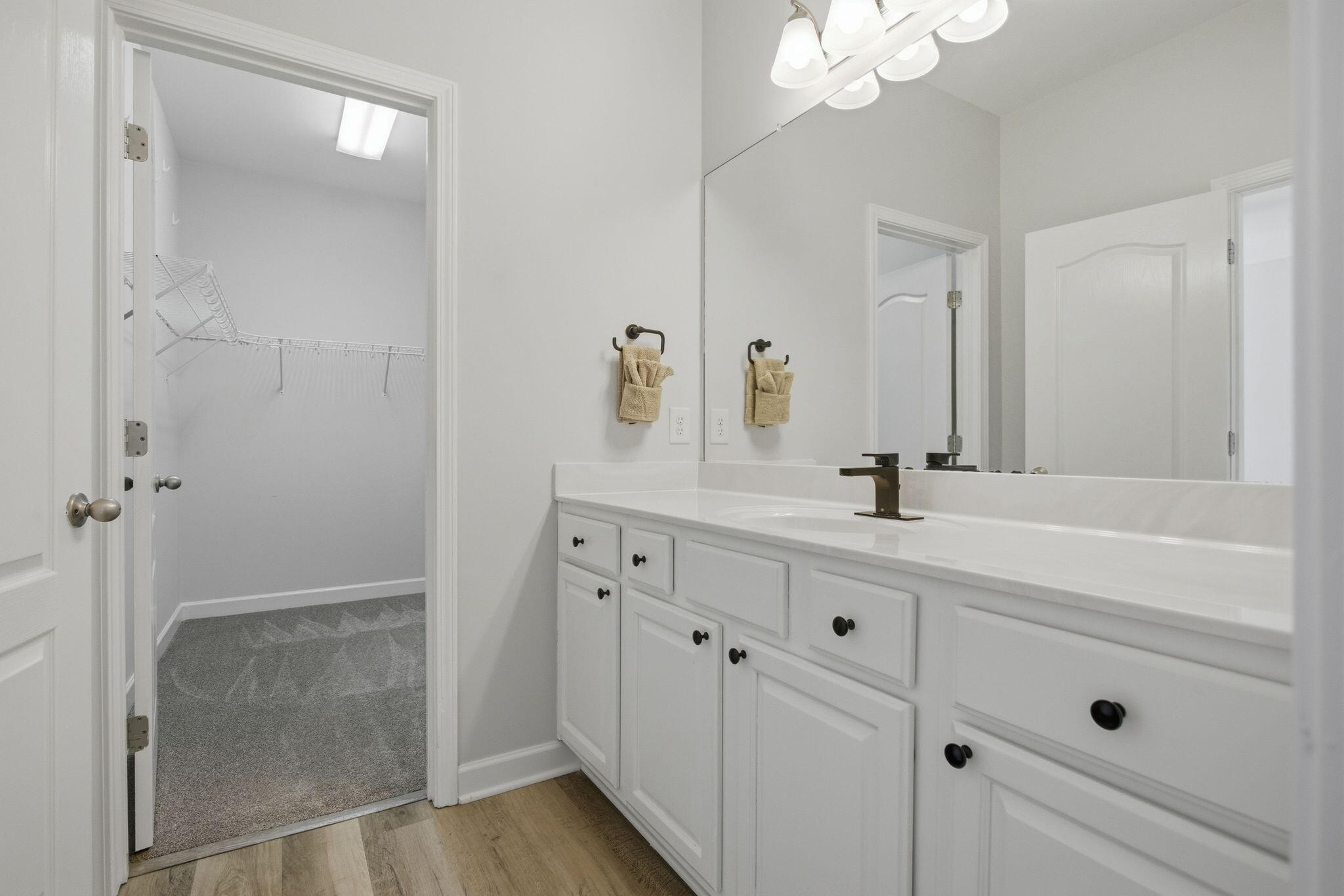 2294 Honey Farm Way, photo 8