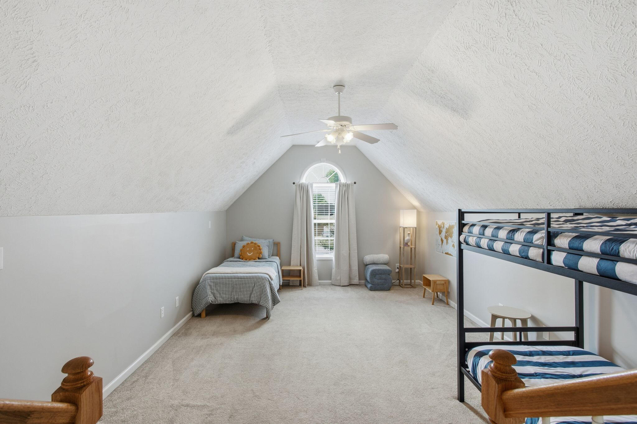3446 Leslie Ln, photo 20