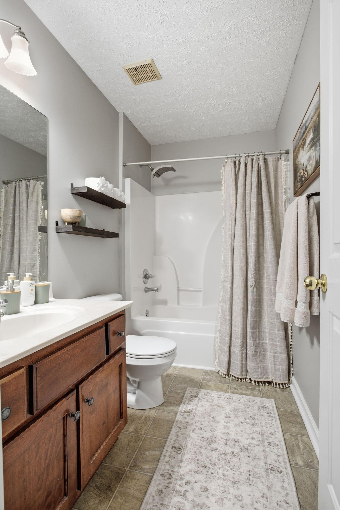 3446 Leslie Ln, photo 21
