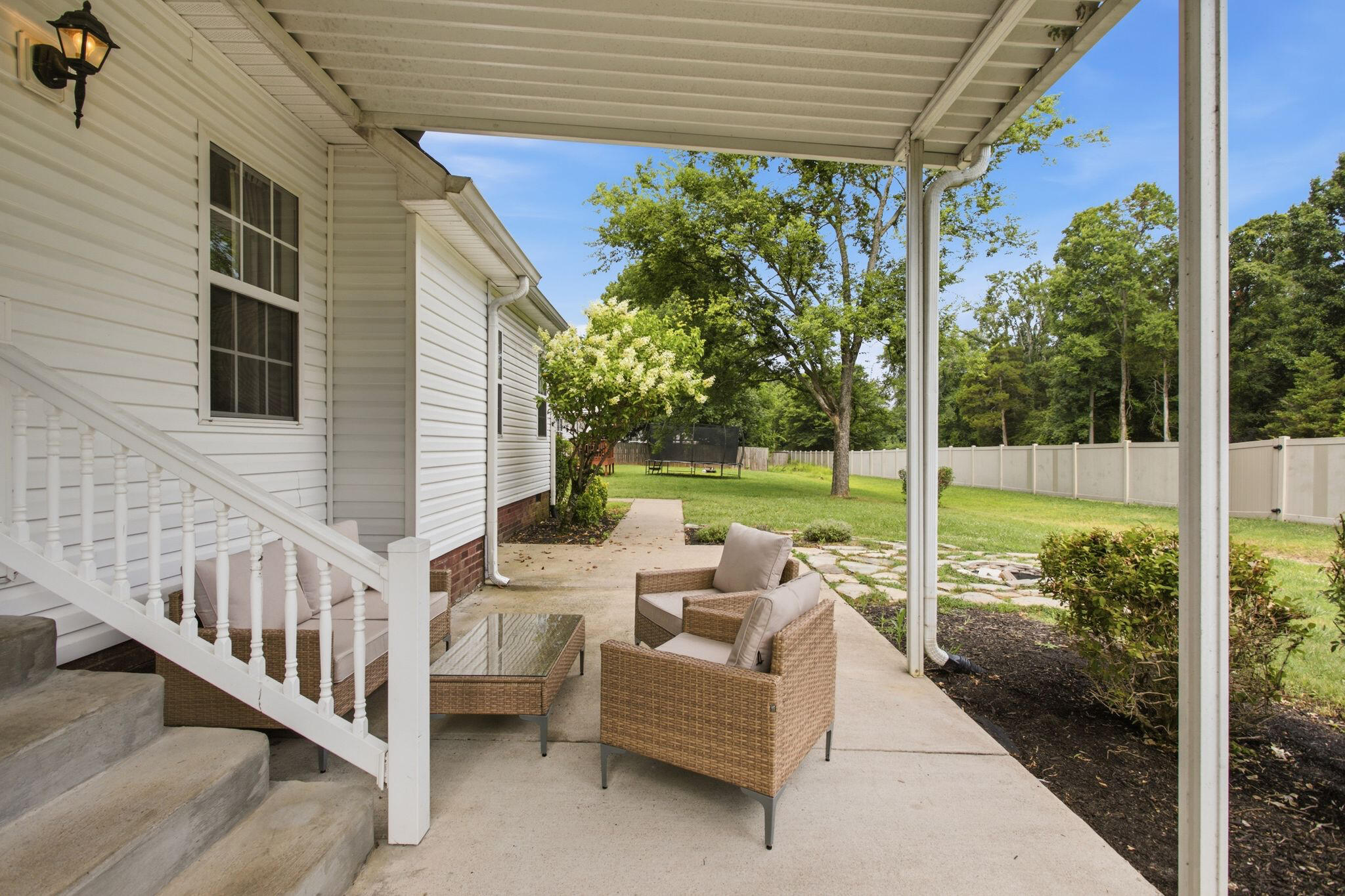 3446 Leslie Ln, photo 23